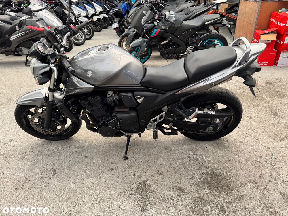 Suzuki Bandit - 4