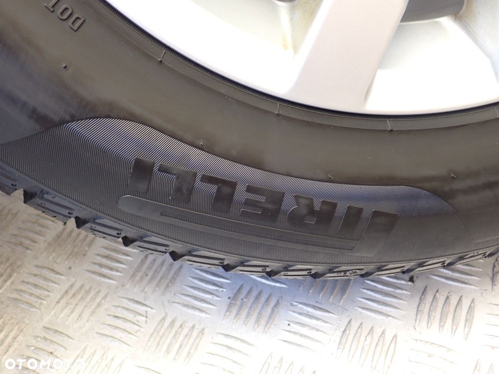 KOŁA FELGI ALUMINIOWE VW PASSAT B8  6,5JX16  ET 41 5X112  3G0601025BJ  Z OPONAMI ZIMA PIRELLI 215/60/16 - 10