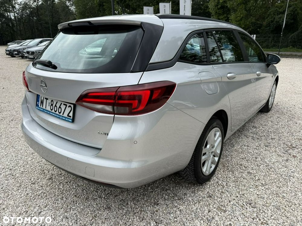 Opel Astra - 9