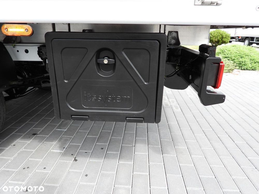 Ford TRANSIT  PLANDEKA 8 PALET TEMPOMAT LEDY BLIŹNIACZE KOŁA KLIMATYZACJA  130KM - 22