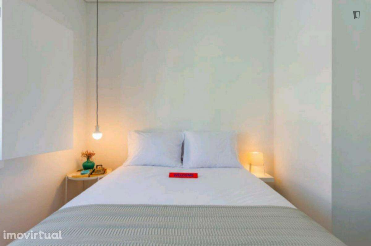 Casa com 2 quartos - localizado em Santa Marinha Porto - Grande imagem: 3/46