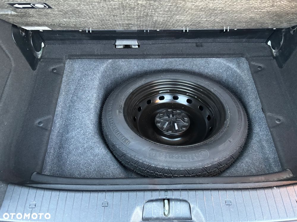 Mercedes-Benz Klasa A 160 BlueEFFICIENCY Elegance Special Edition - 11