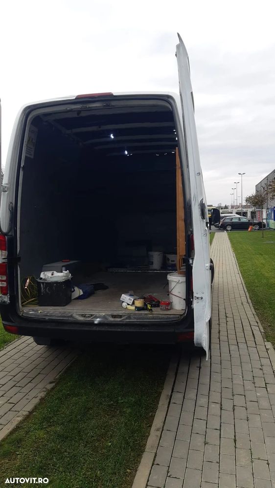 Mercedes-Benz Sprinter - 7