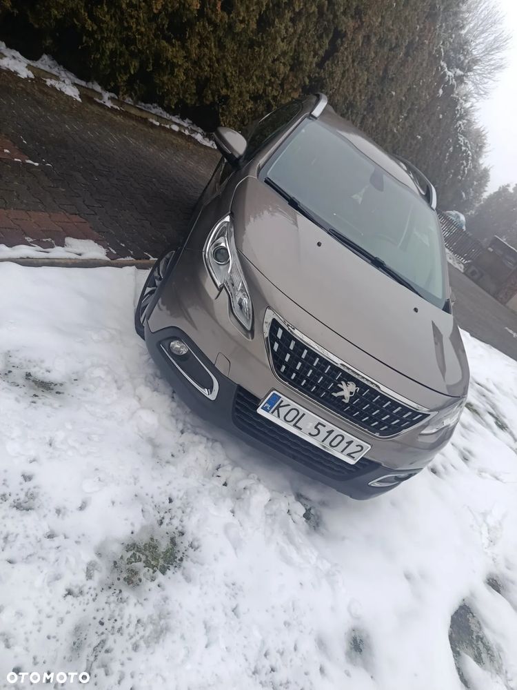 Peugeot 2008 1.2 Pure Tech Allure S&S - 2