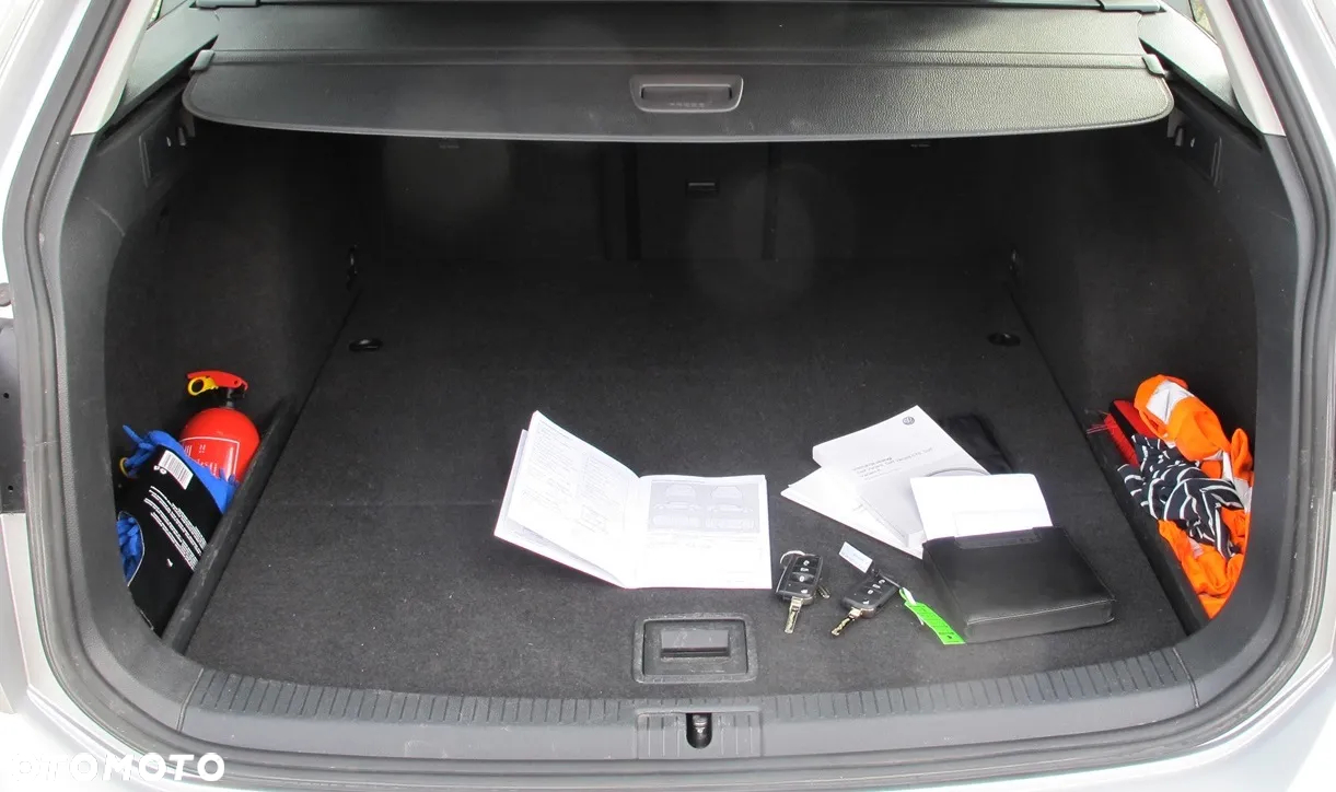 Volkswagen Golf VII 1.6 TDI BlueMotion Trendline - 9