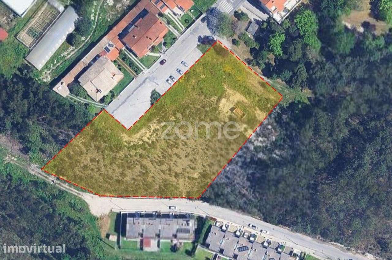 Terreno Urbanizável com 6.806 m² em Azurva – Ideal para Moradias - Grande imagem: 5/22