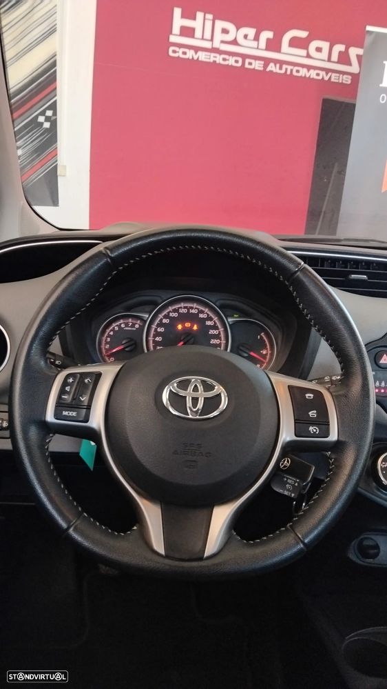 Toyota Yaris 1.0 VVT-i Comfort+P.Style - 7