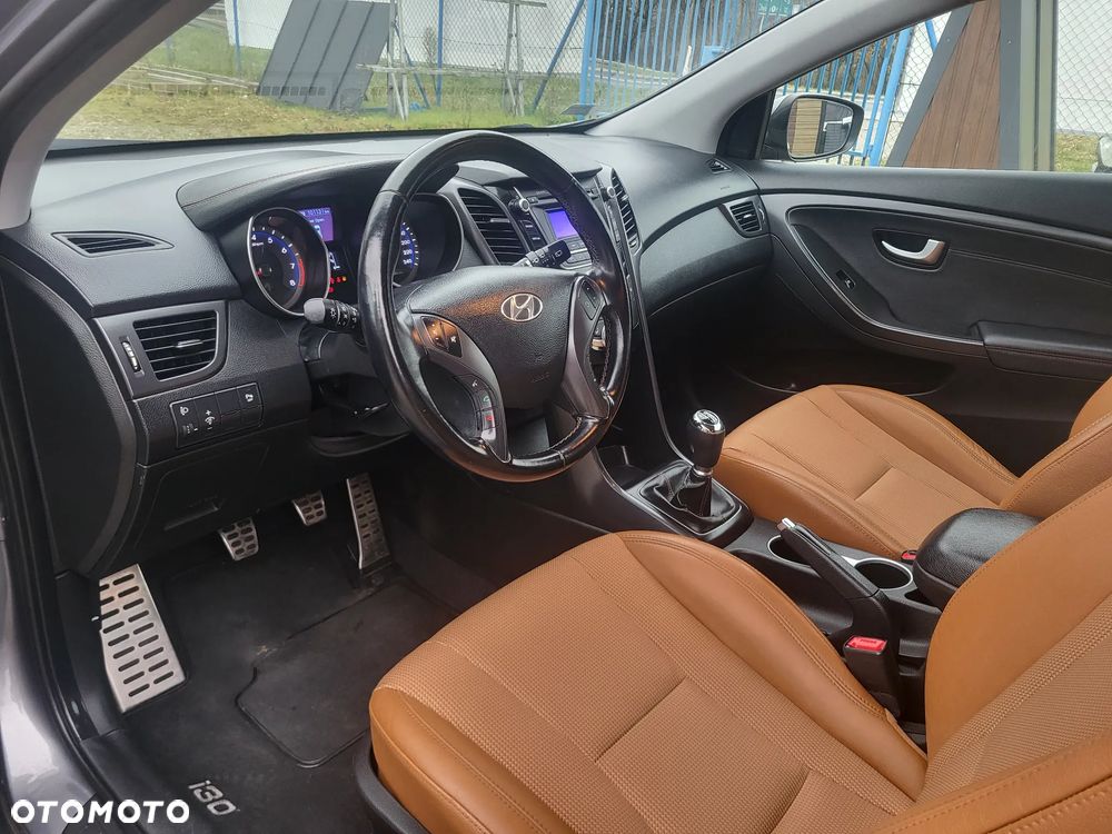 Hyundai i30 1.6 GDI Comfort - 15