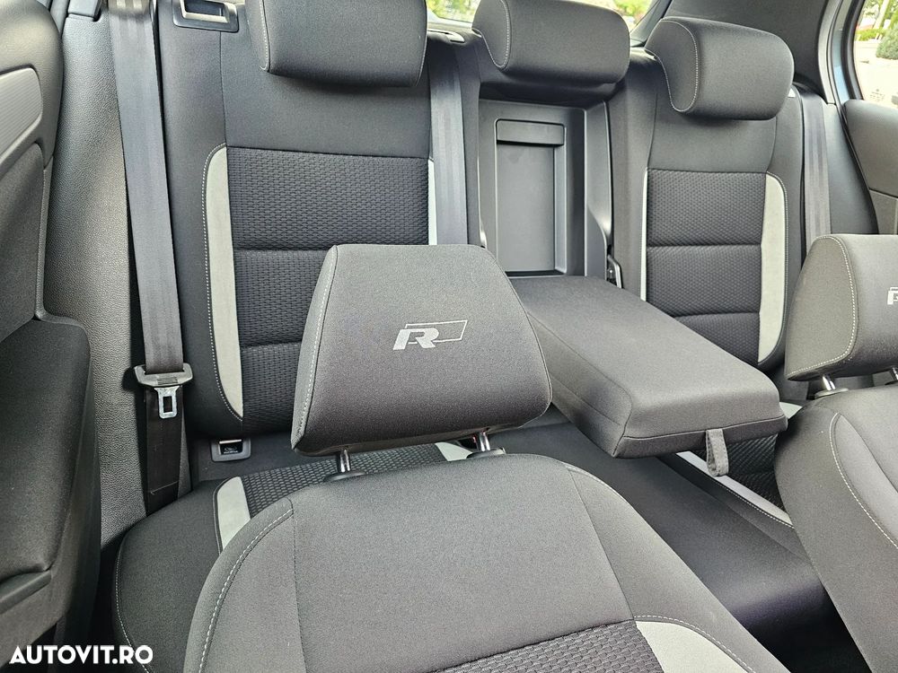 Volkswagen Golf - 13