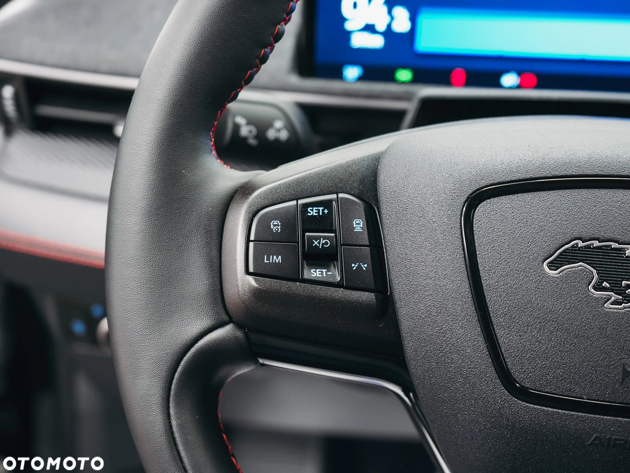 Ford Mustang Mach-E 73 kWh AWD Premium - 20