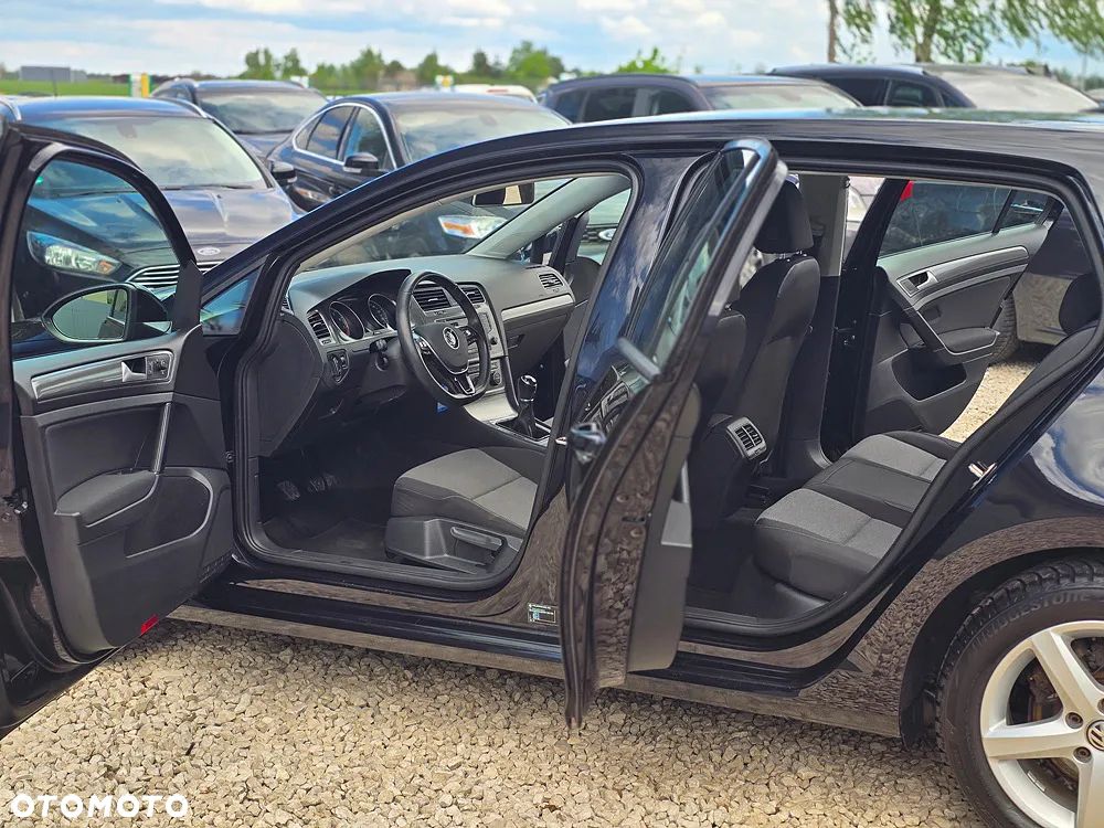 Volkswagen Golf 1.2 TSI BlueMotion Technology Comfortline - 12