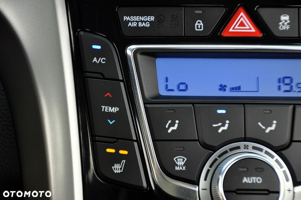 Hyundai i30 - 33
