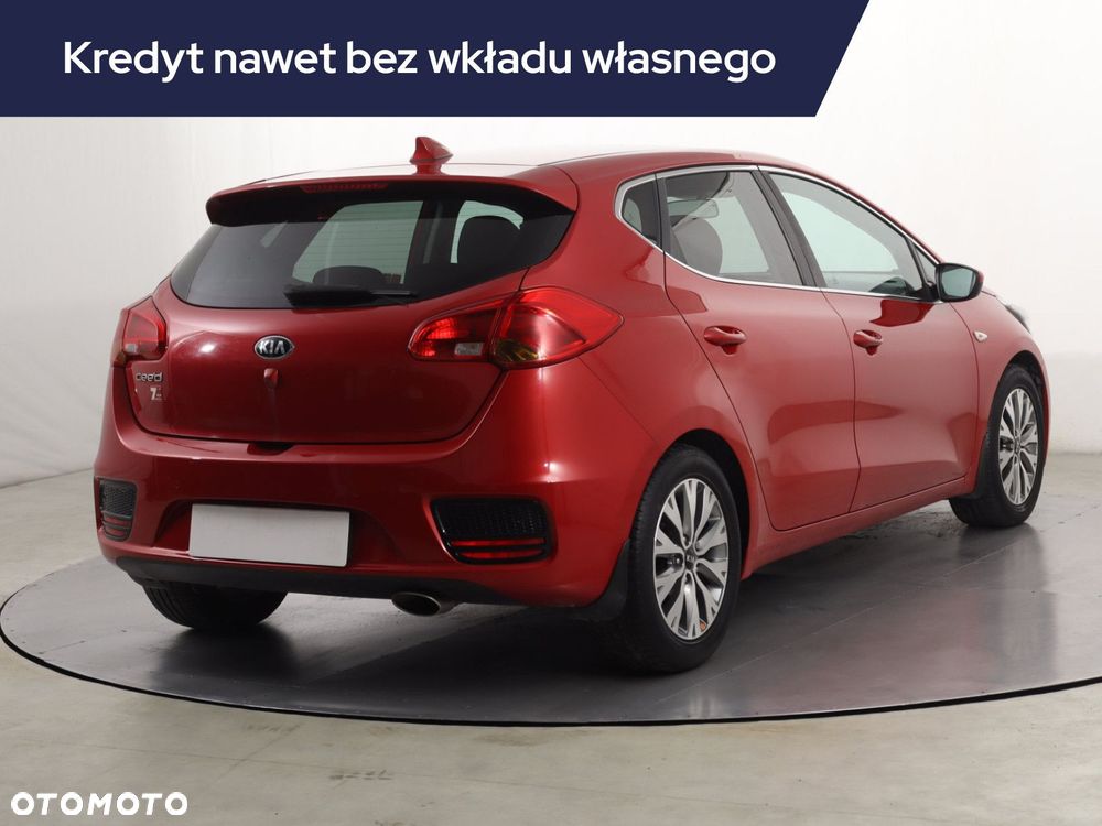Kia Ceed - 7