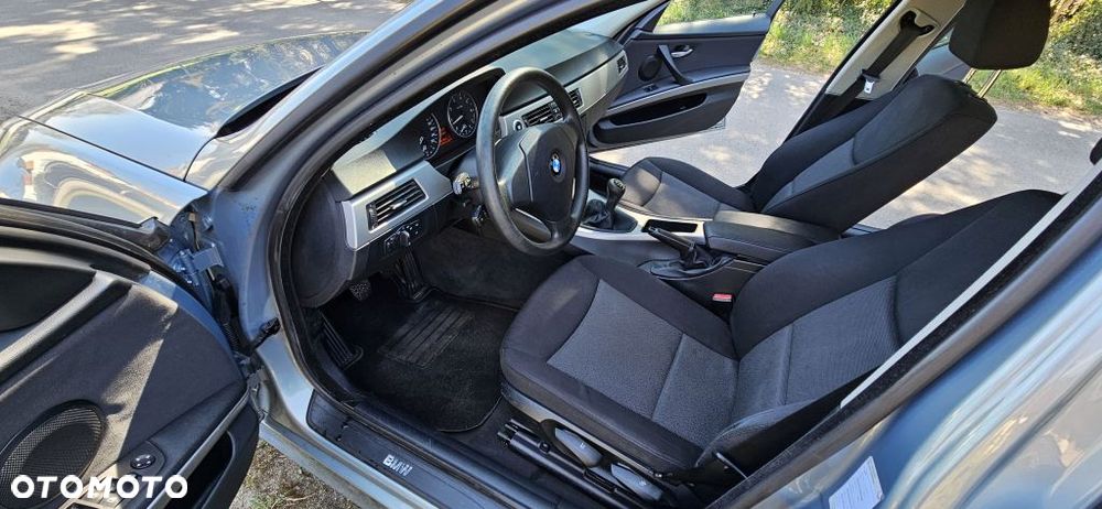 BMW Seria 3 - 10