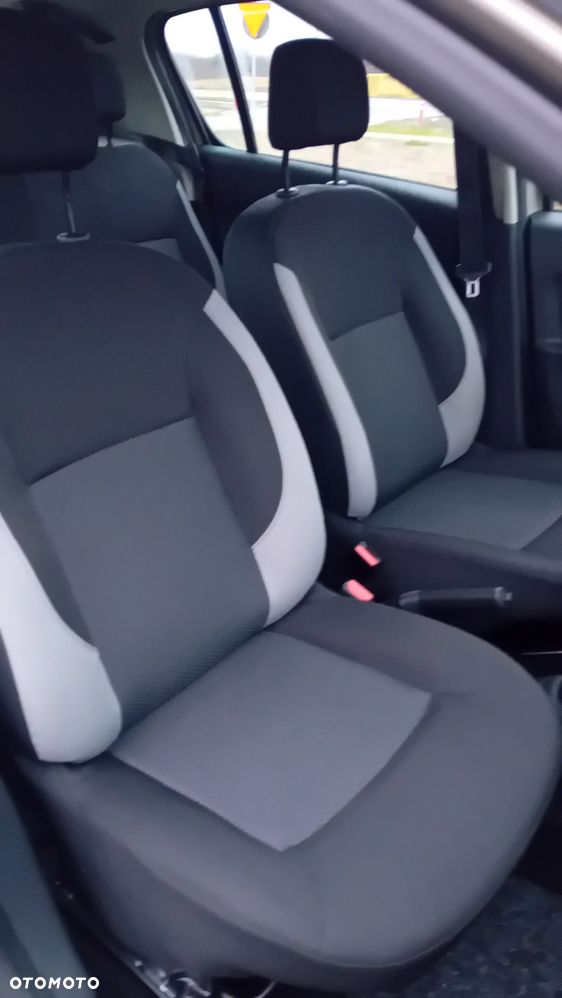 Dacia Sandero 1.2 16V 75 Live - 16