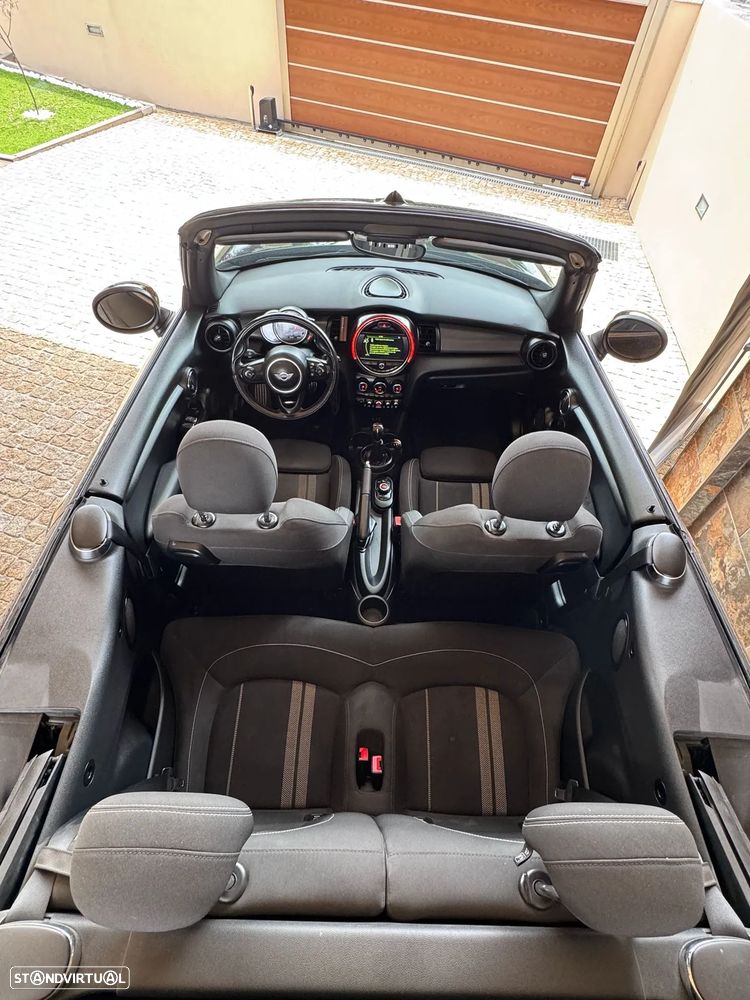 MINI Cabrio Cooper D - 11