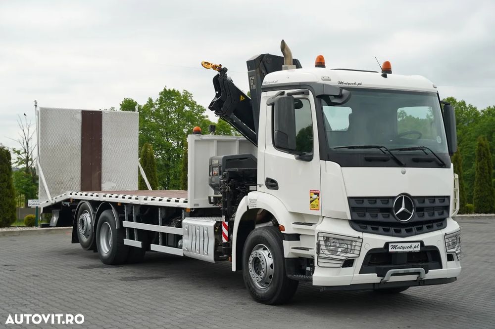 Mercedes-Benz AROCS 2533/ 6X2 / REMORCA AUTO + HIAB 188 B-2 HGV / COMANDE HIDRAULICE / TROLIU / PUNȚĂ RIDICATĂ - 27