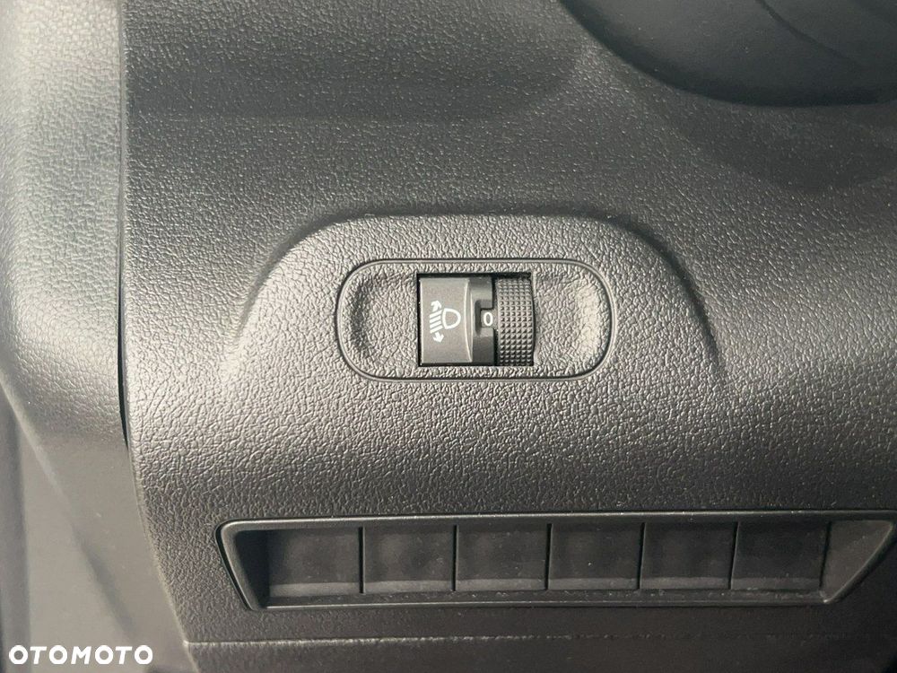 Toyota Proace City - 25