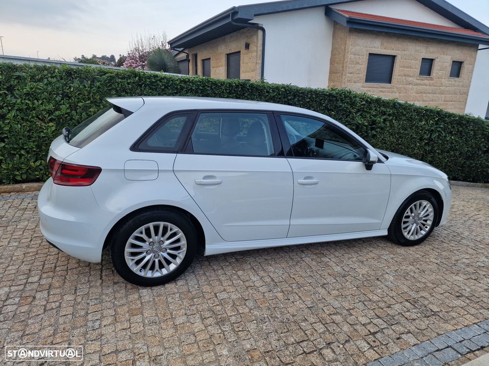 Audi A3 Sportback 1.6 TDI Sport - 17