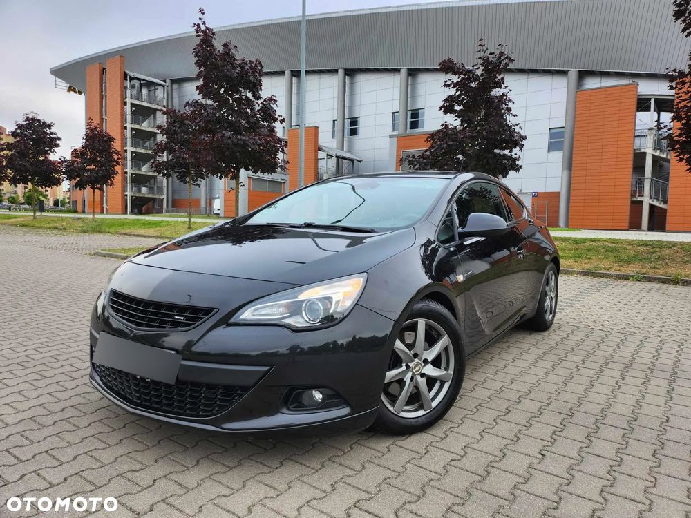 Opel Astra GTC 1.4 Turbo - 1