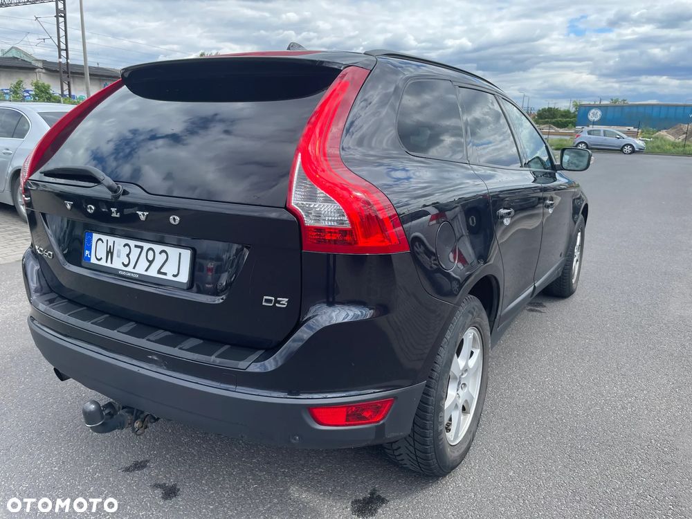 Volvo XC 60 D3 Momentum - 4