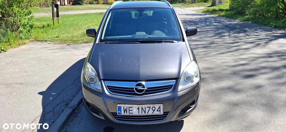 Opel Zafira 1.8 Cosmo - 17