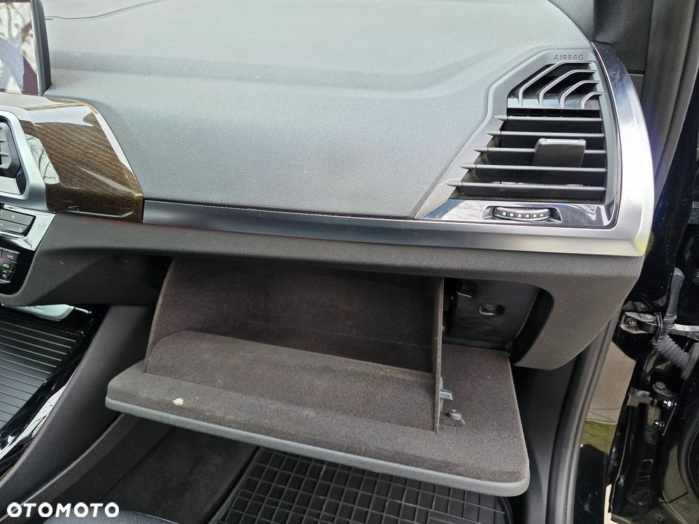 BMW X3 xDrive30i xLine - 37