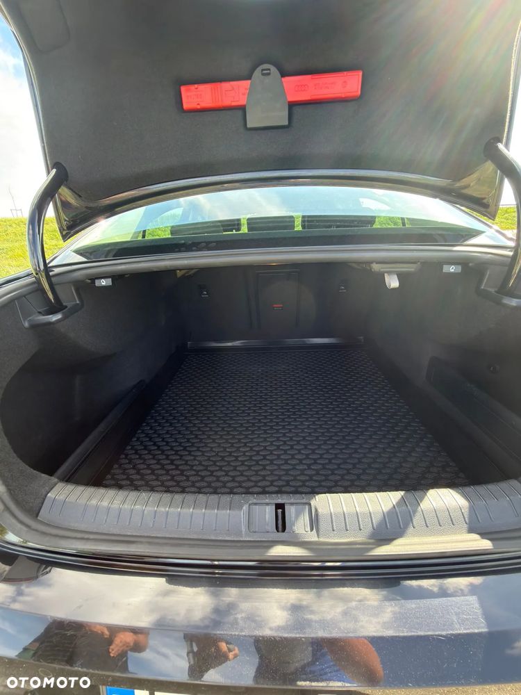 Volkswagen Passat 1.8 TSI BMT Comfortline - 34