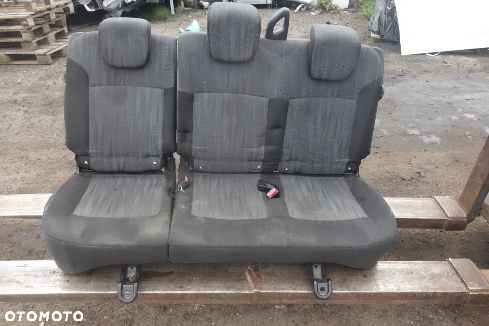 KANAPA TYŁ DACIA DOKKER - 1