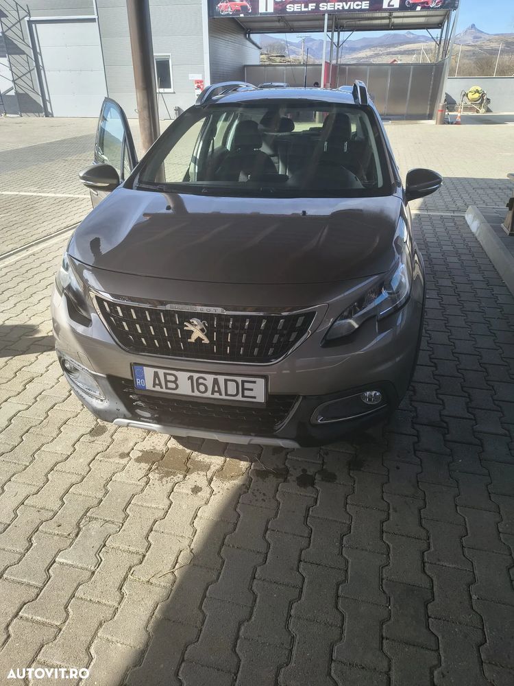 Peugeot 2008 1.2 PureTech Turbo EAT6 S&S Allure - 5