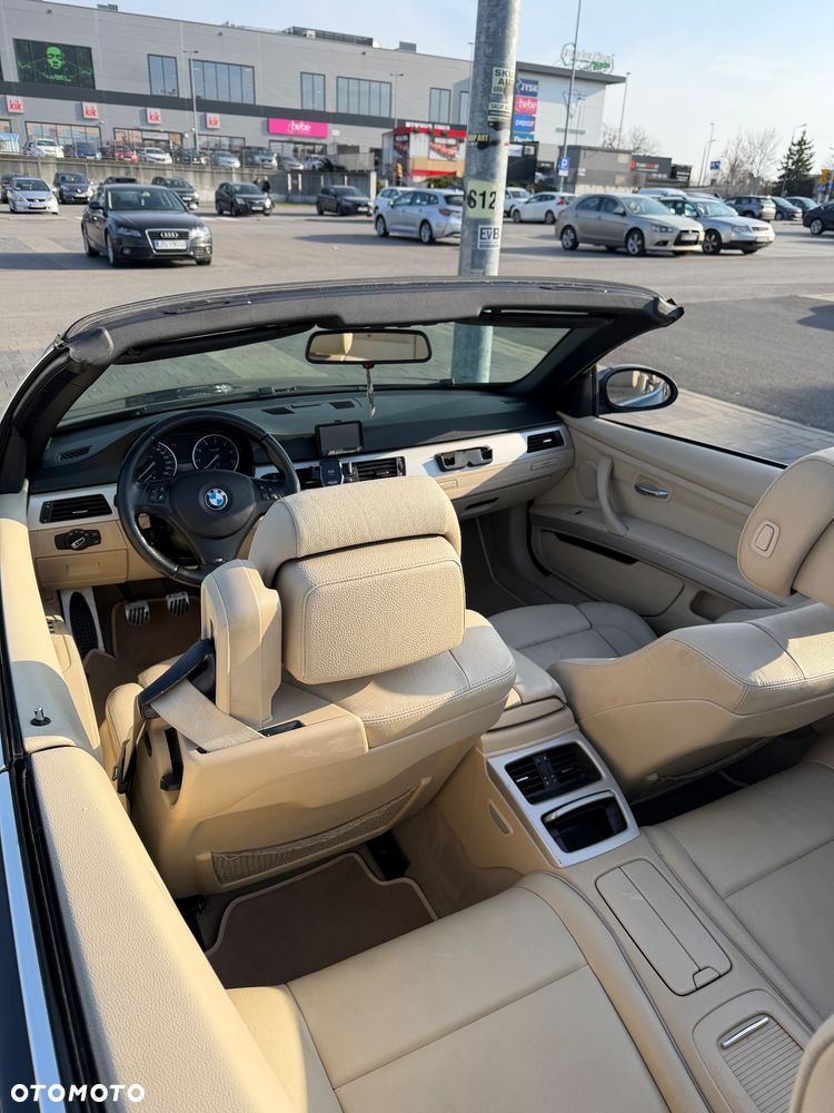 BMW Seria 3 320i - 22