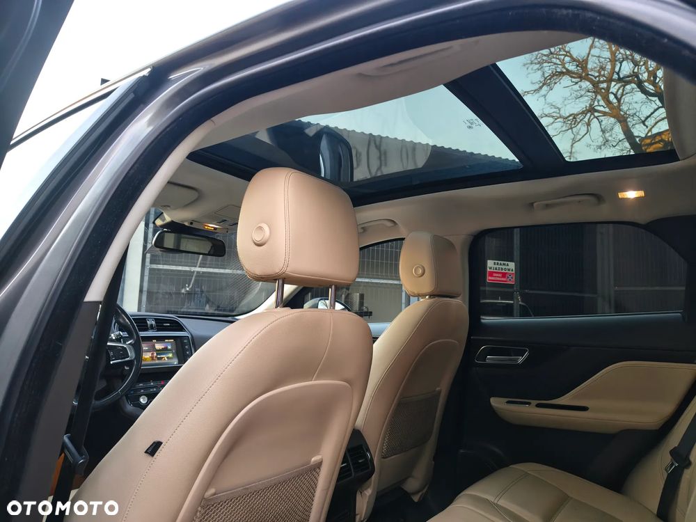 Jaguar F-Pace 2.0 i4D AWD Prestige - 19