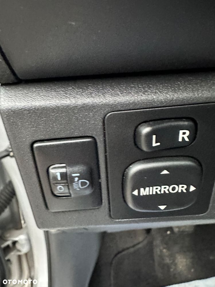 Toyota Yaris 1.33 Sol - 15