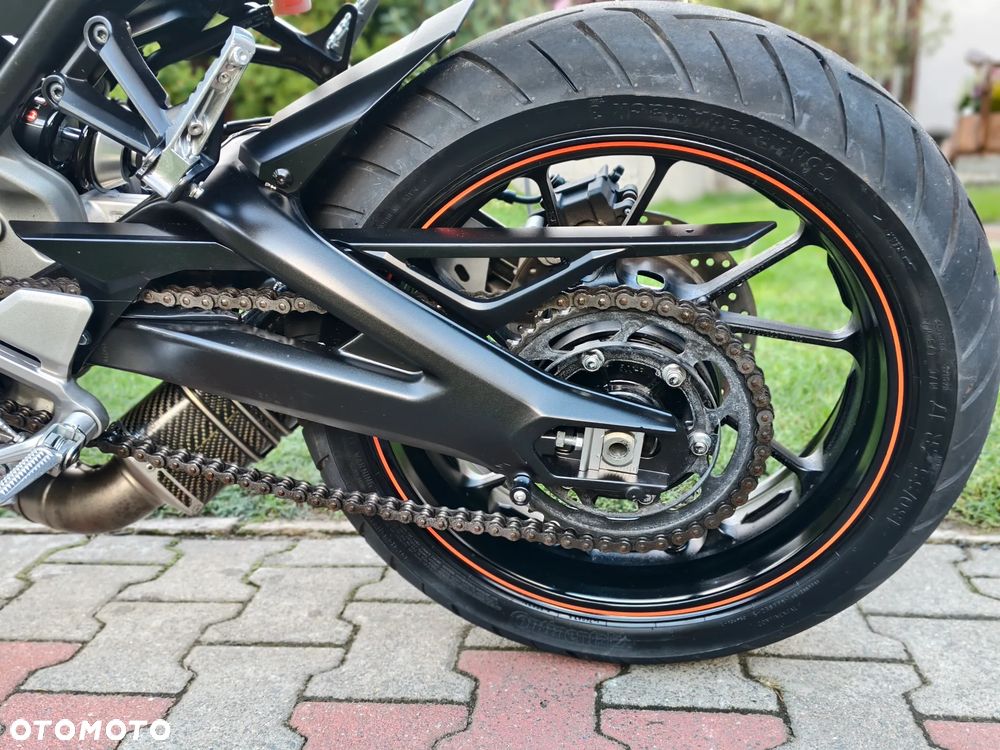 Yamaha MT - 19