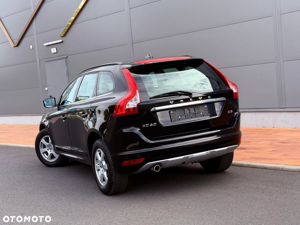 Volvo XC 60 D3 Momentum - 19