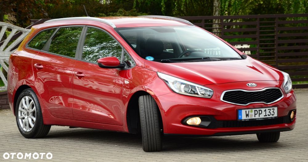 Kia Ceed - 8