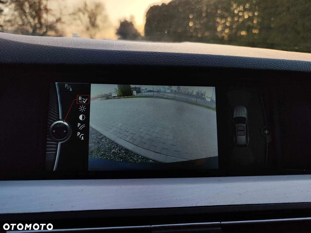 BMW Seria 5 520d BluePerformance - 17