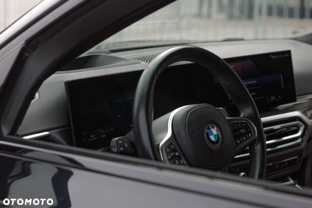 BMW Seria 3 330i M Sport sport - 15