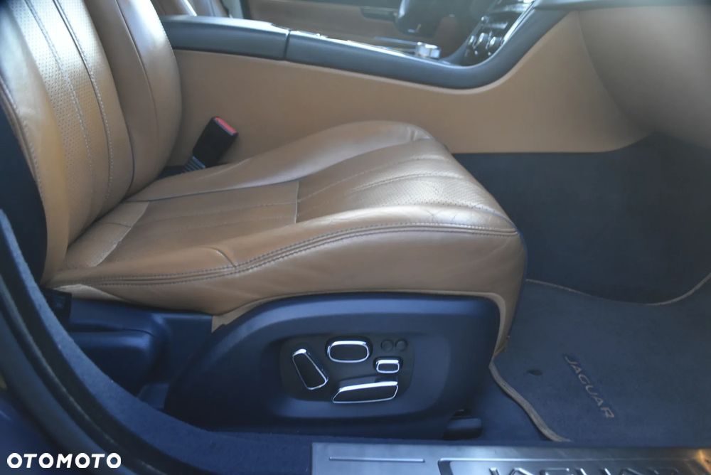 Jaguar XJ 3.0 V6 S Premium Luxury - 14