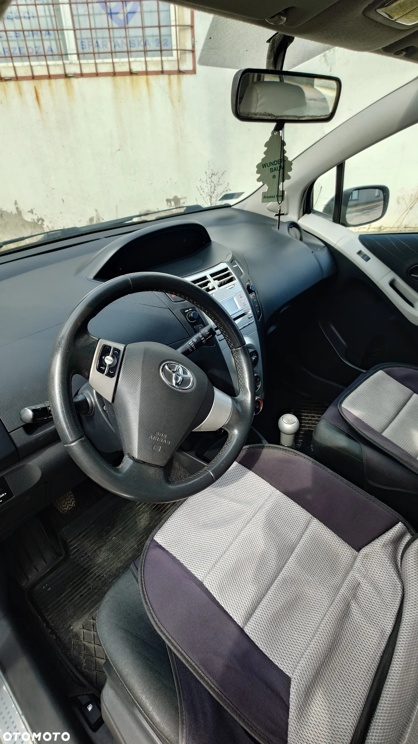 Toyota Yaris 1.0 Life - 9