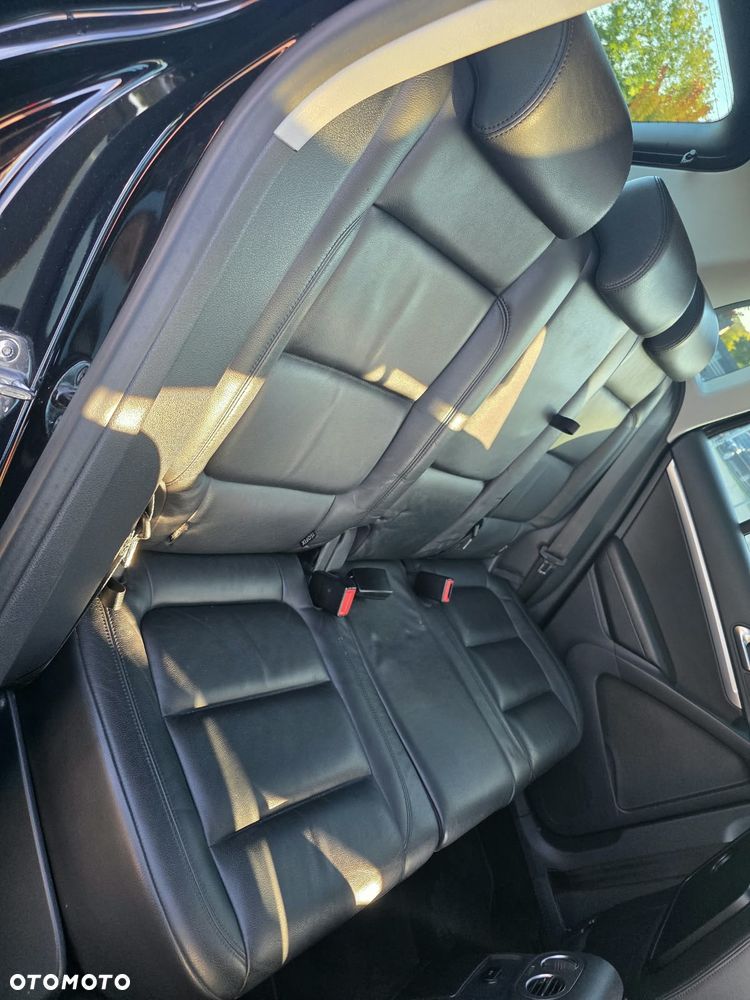 Volkswagen Tiguan - 17