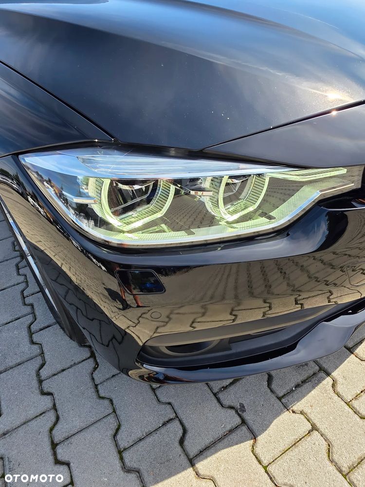 BMW Seria 3 320d xDrive - 15