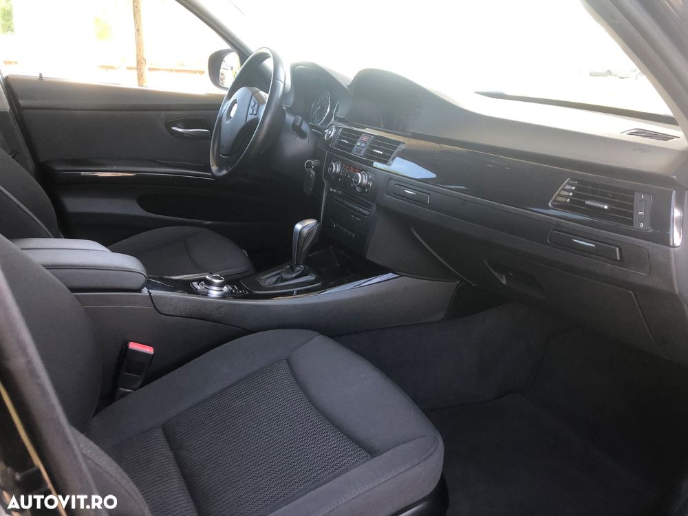 BMW Seria 3 320d DPF Aut. - 12