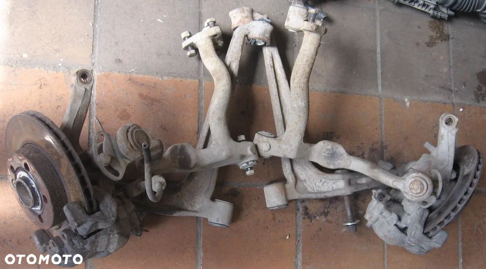 zwrotnica wahacz góra dół TRANSPORTER T4 2.5 TDI - 1