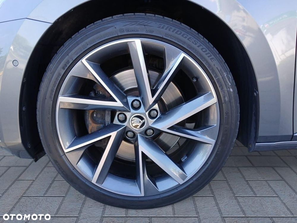 Skoda Superb 2.0 TSI 4x4 Sportline DSG - 11