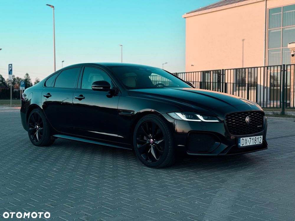 Jaguar XF D200 R-Dynamic SE - 2