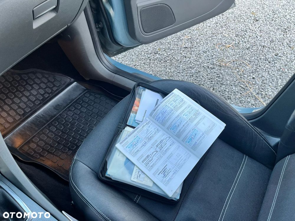 Ford Focus 1.6 TDCi DPF Titanium - 12