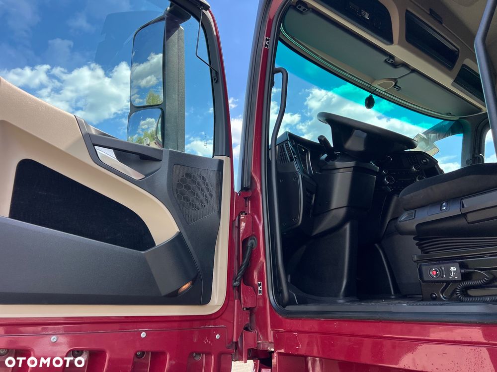 Mercedes-Benz ACTROS 1845 - 12