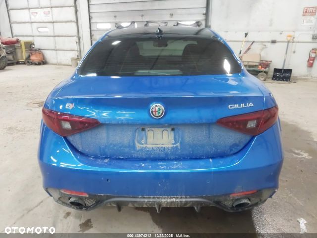 Alfa Romeo Giulia 2.0 Turbo 16V AT8-Q4 Veloce Ti - 9
