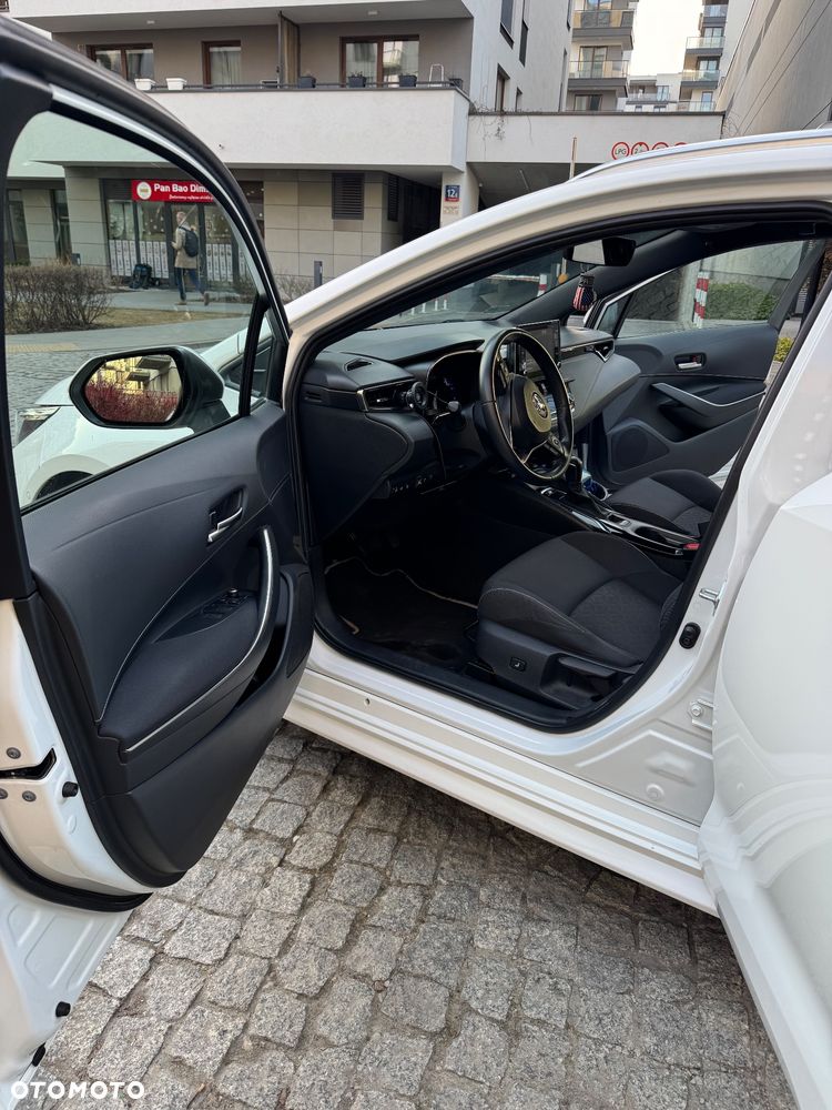 Toyota Corolla 1.8 Hybrid Comfort - 10